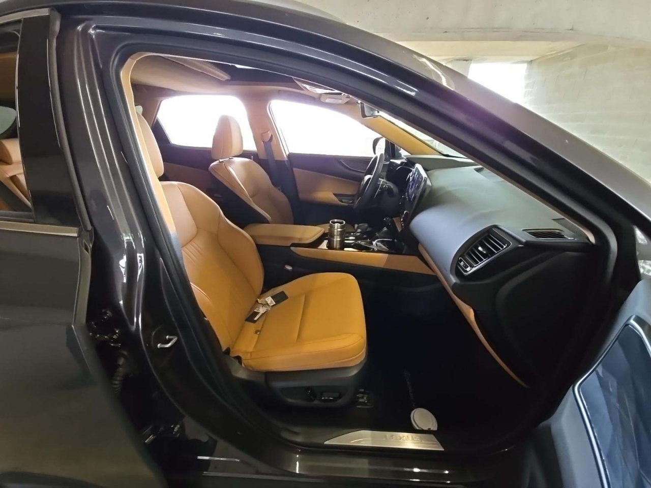 Lexus NX NX 350 Premium AWD 2025