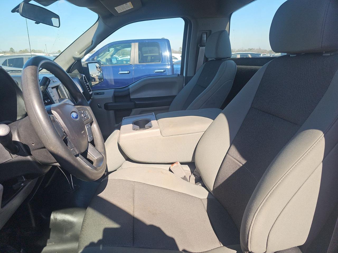 Ford F-150 XLT 2WD Reg Cab 8' Box 2020