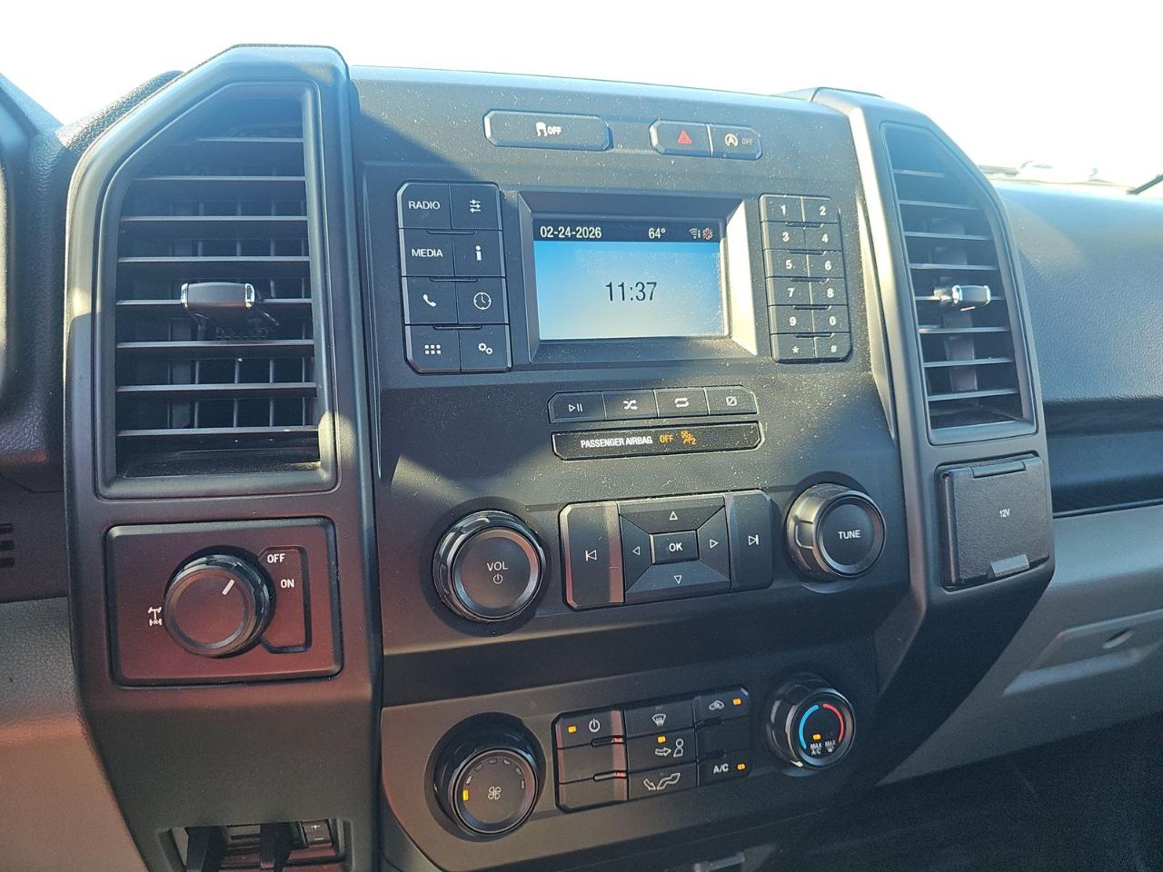 Ford F-150 XLT 2WD Reg Cab 8' Box 2020