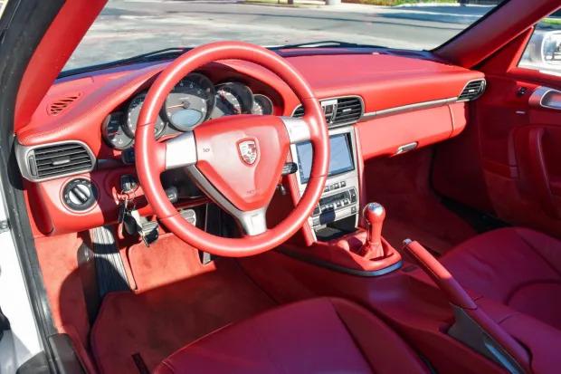 Porsche 911 2dr Cabriolet Carrera 2008