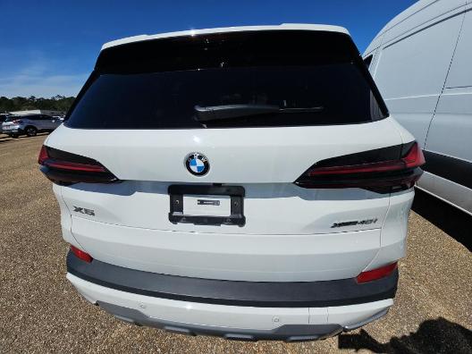 BMW X5 xDrive40i Sports Activity Vehicle 2026