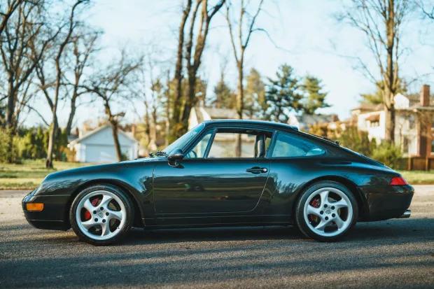 Porsche 911 Carrera 2dr Cpe Carrera 4S 1997