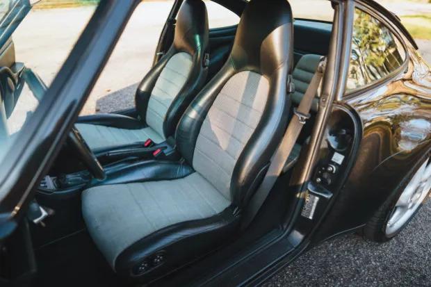 Porsche 911 Carrera 2dr Cpe Carrera 4S 1997