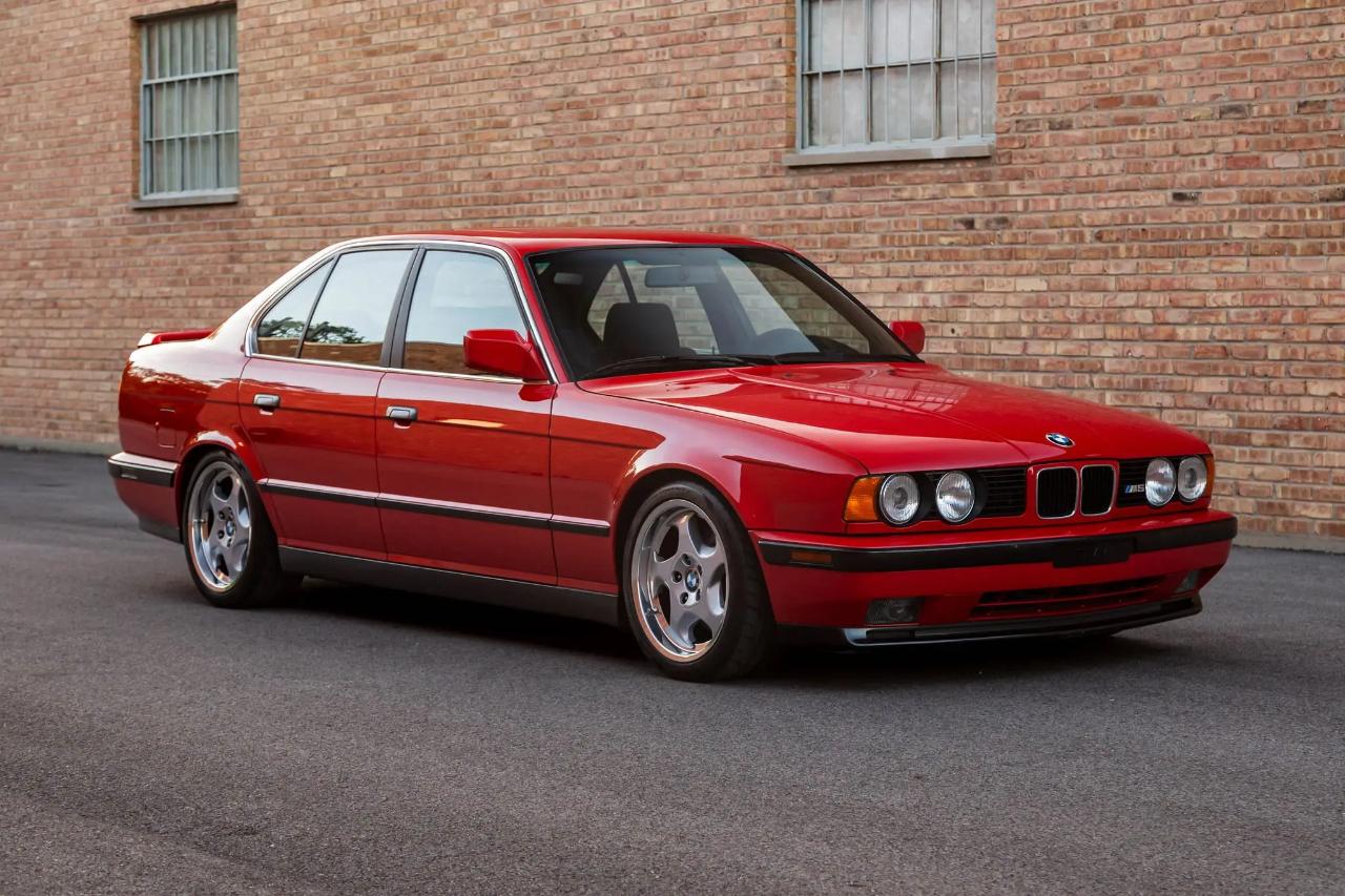BMW 5 Series 4dr Sedan M5 1991