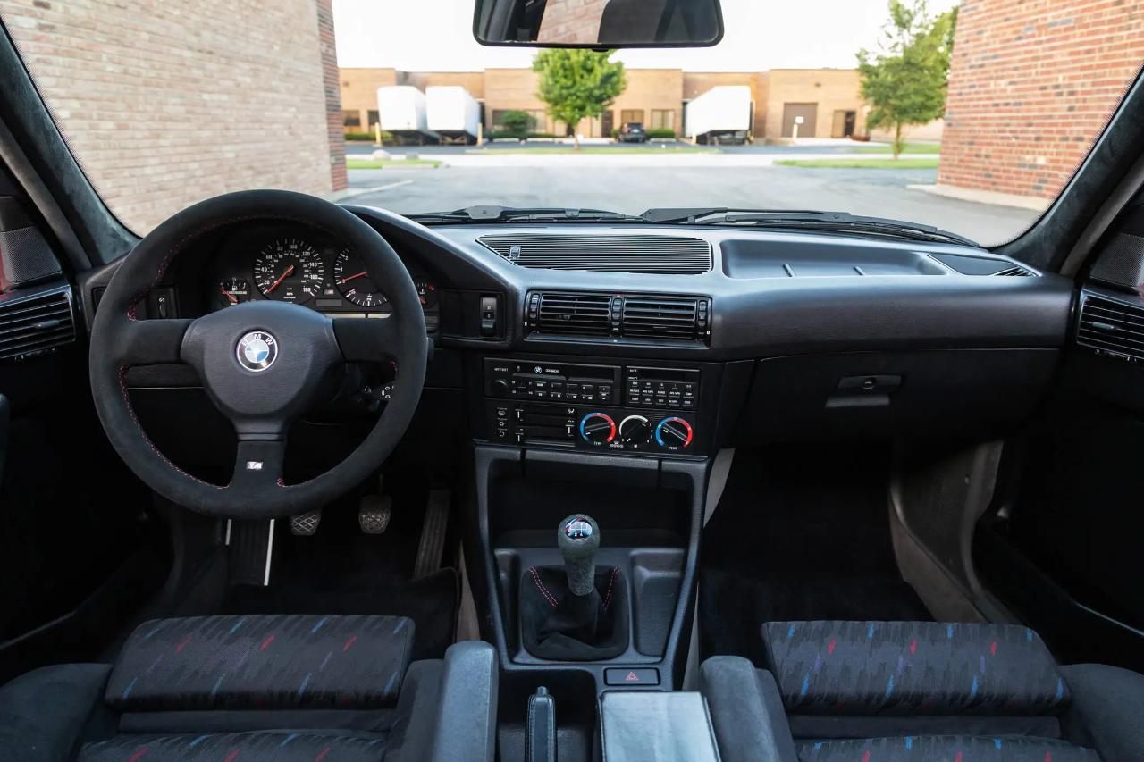 BMW 5 Series 4dr Sedan M5 1991