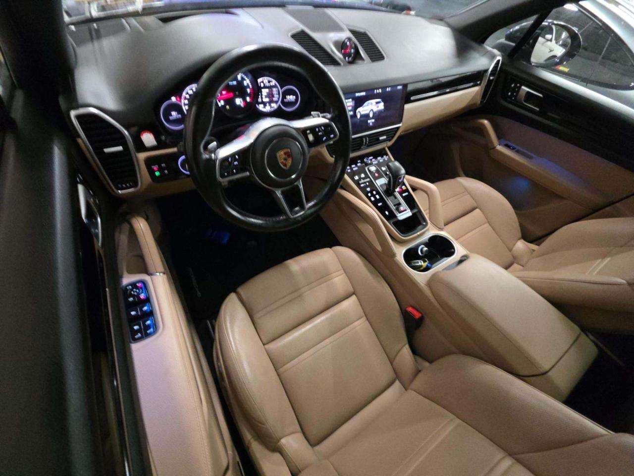 Porsche Cayenne AWD 2021