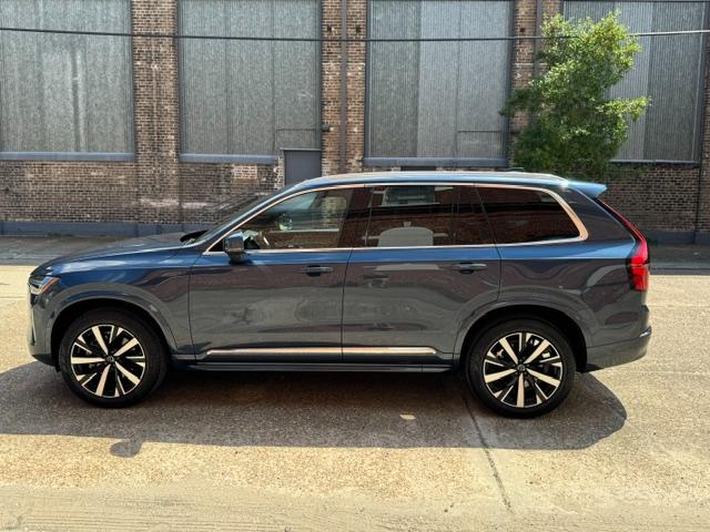 Volvo XC90 2025.5 B5 AWD Core 7-Seater 2025