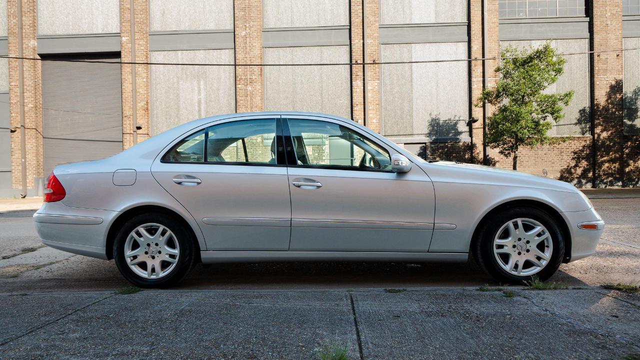 Mercedes-Benz E-Class 4dr Sdn 3.2L 2003