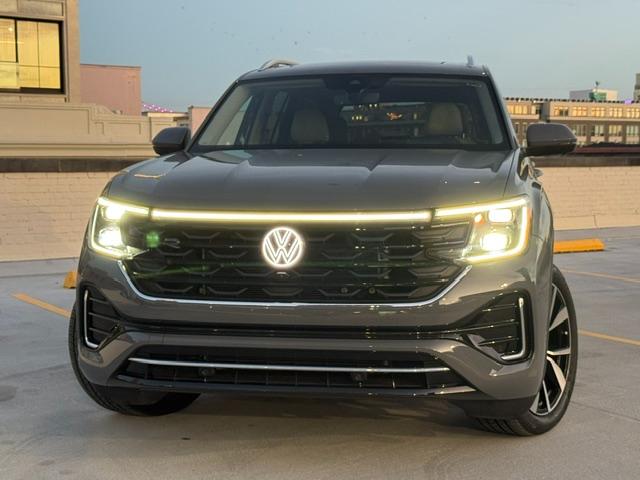 Volkswagen Atlas 2.0T SEL Premium R-Line 4MOTION 2026