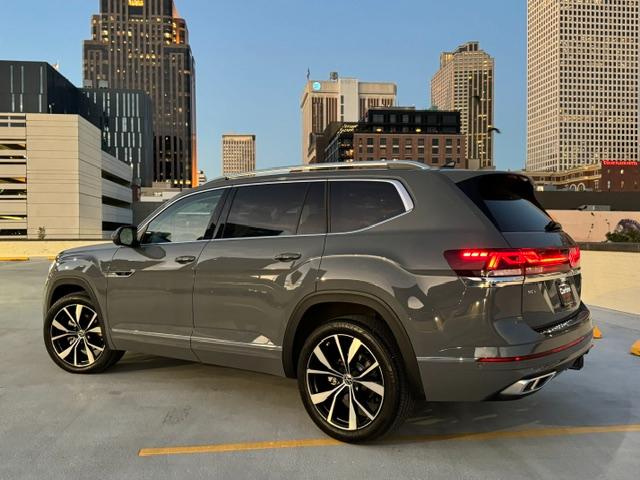 Volkswagen Atlas 2.0T SEL Premium R-Line 4MOTION 2026