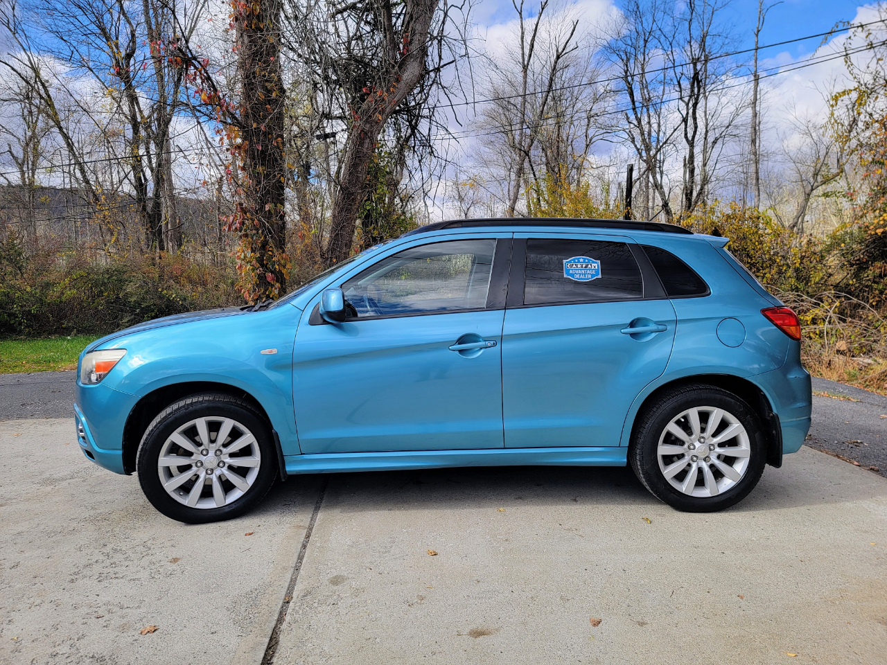 Mitsubishi Outlander Sport SE 4WD 2011 Mitsubishi Outlander Sport SE 4WD 2011