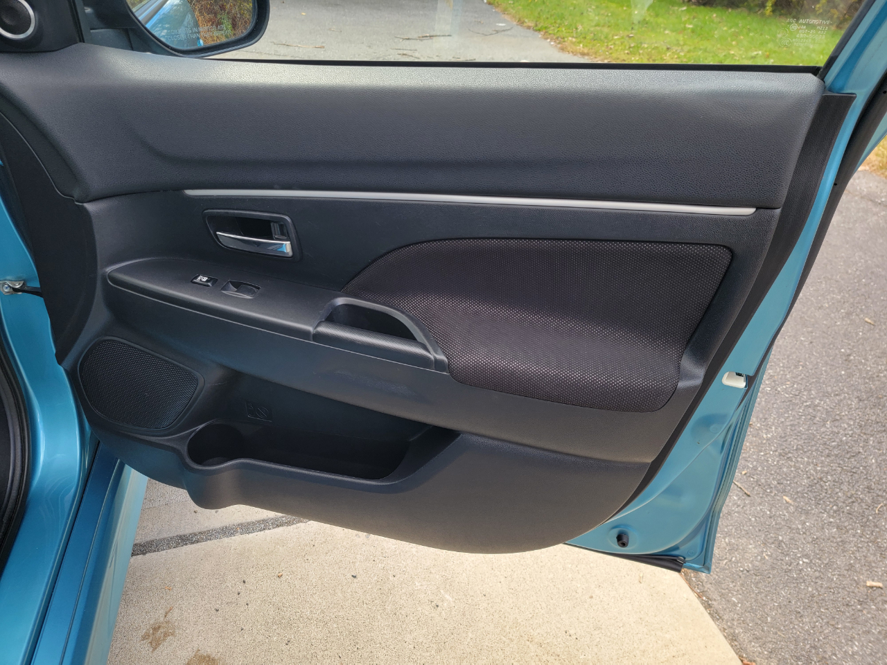 Mitsubishi Outlander Sport SE 4WD 2011 Mitsubishi Outlander Sport SE 4WD 2011