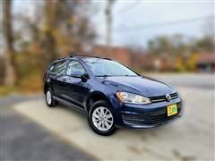 2017 Volkswagen Golf SportWagen 
