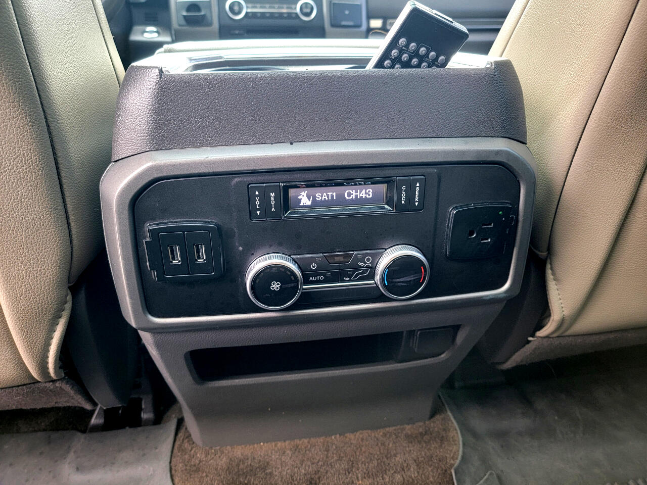 Ford Expedition XLT 4WD 2018