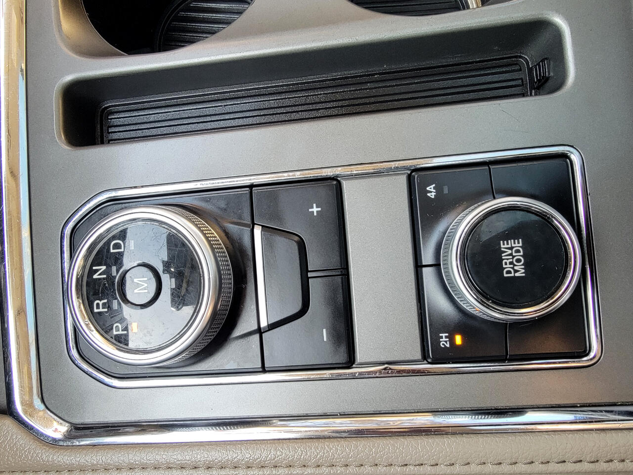 Ford Expedition XLT 4WD 2018