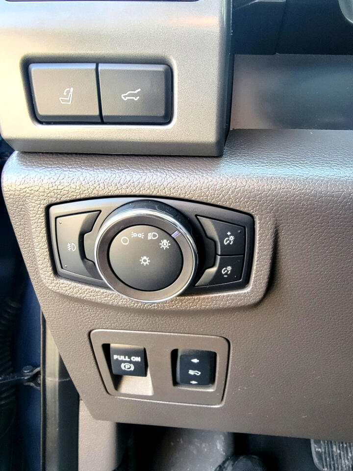 Ford Expedition XLT 4WD 2018