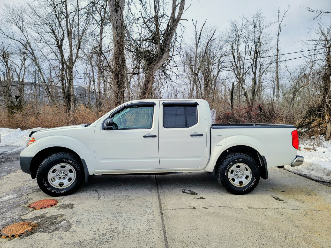 Nissan Frontier SL Crew Cab 5AT 4WD 2015