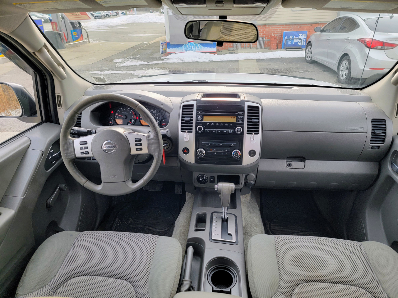 Nissan Frontier SL Crew Cab 5AT 4WD 2015