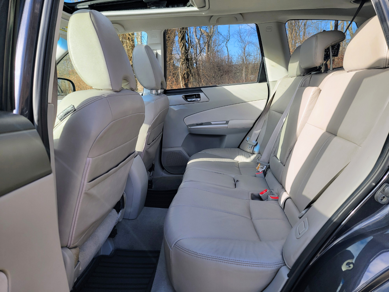 Subaru Forester 2.5X Limited 2010