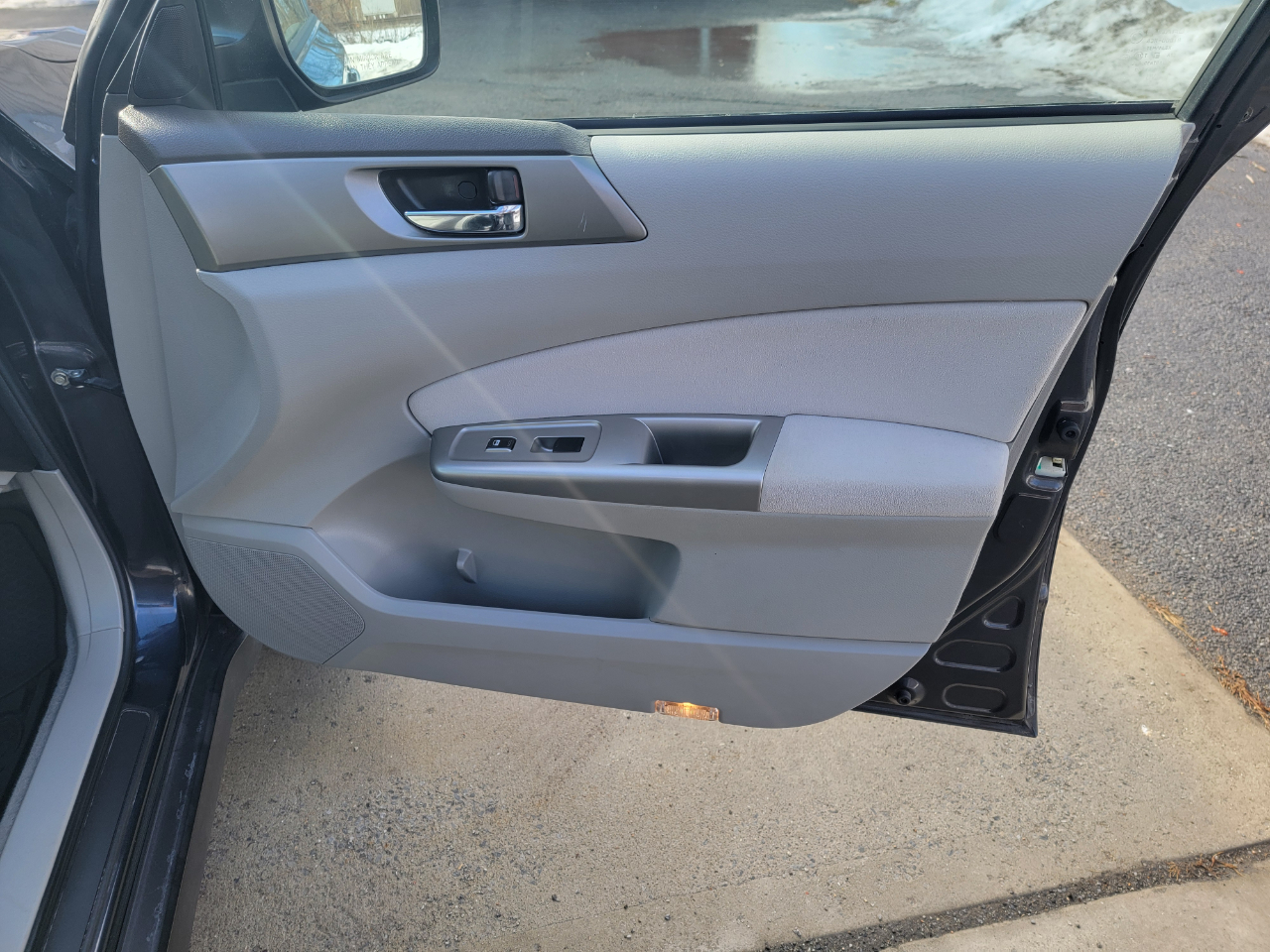 Subaru Forester 2.5X Limited 2010