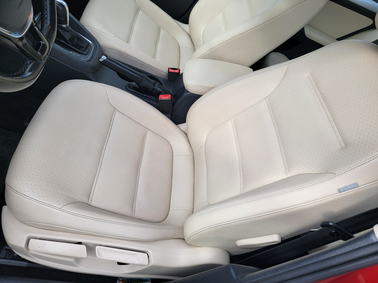 Volkswagen Jetta 1.4T SE 6A 2017