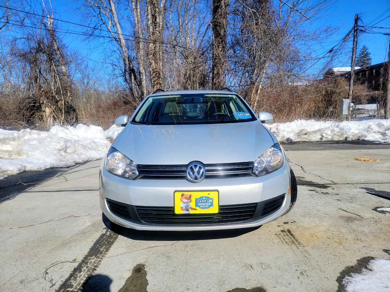 Volkswagen Jetta SportWagen 2.5L SE PZEV 2012