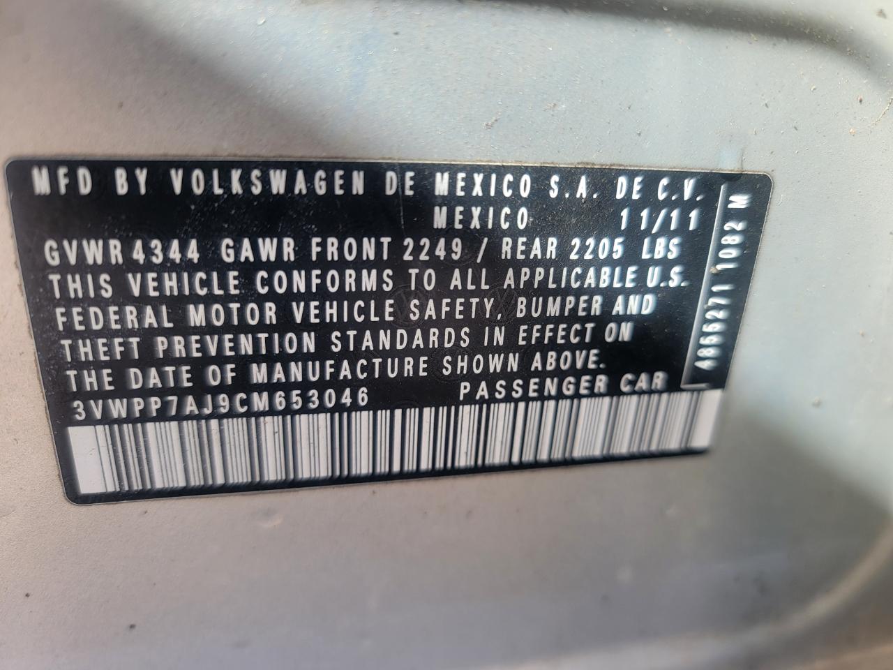 Volkswagen Jetta SportWagen 2.5L SE PZEV 2012