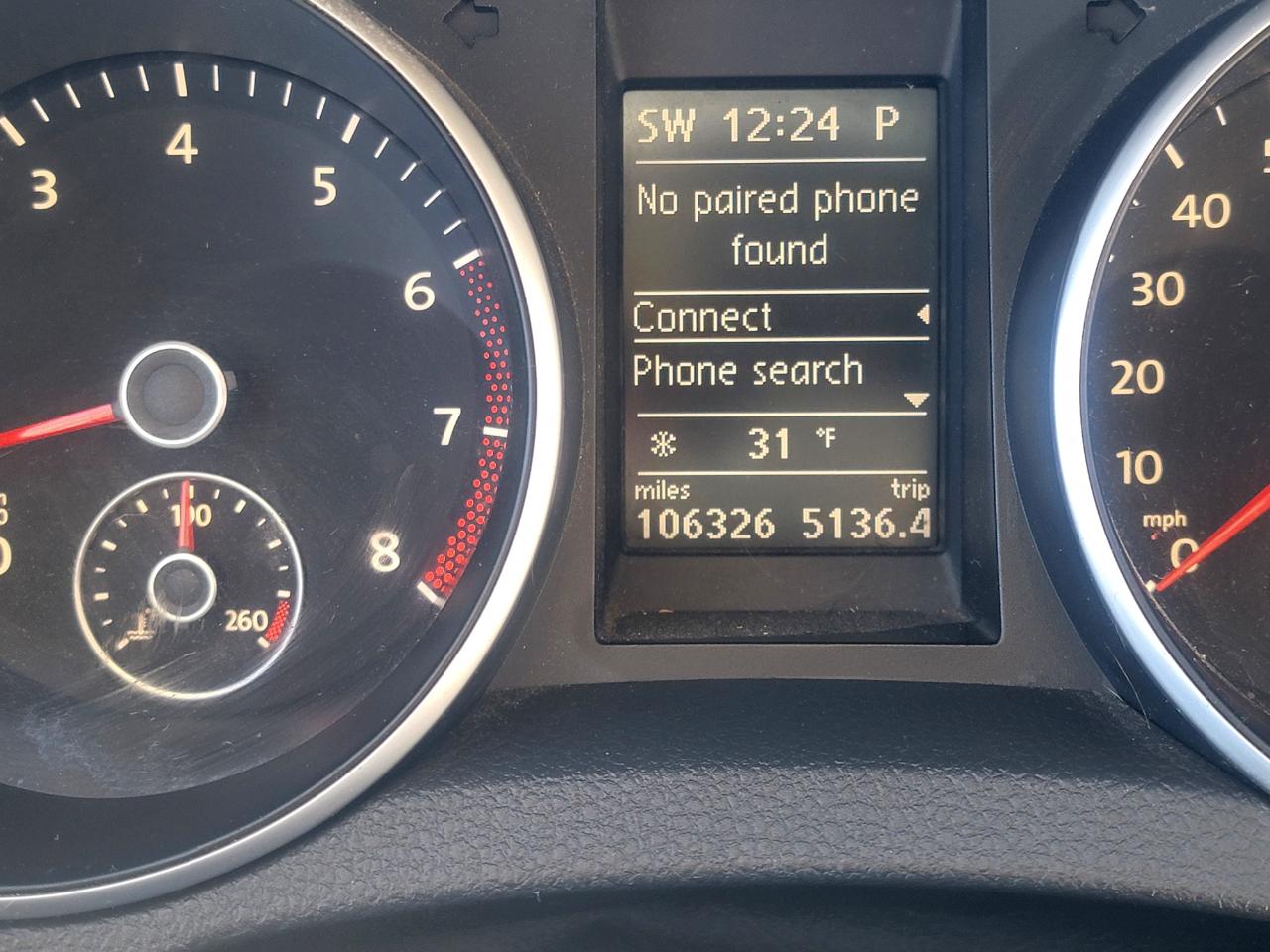 Volkswagen Jetta SportWagen 2.5L SE PZEV 2012