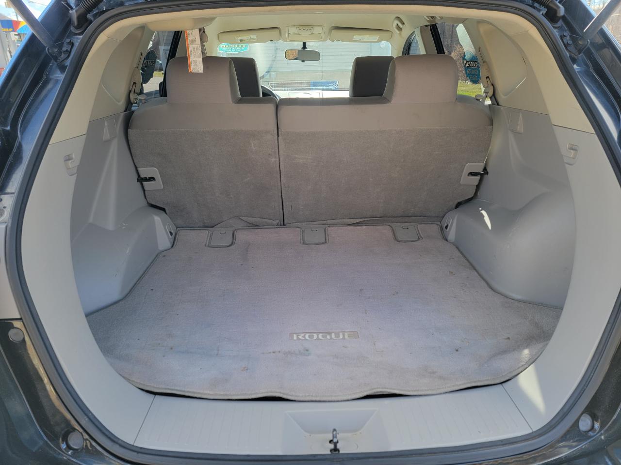 Nissan Rogue S AWD 2010