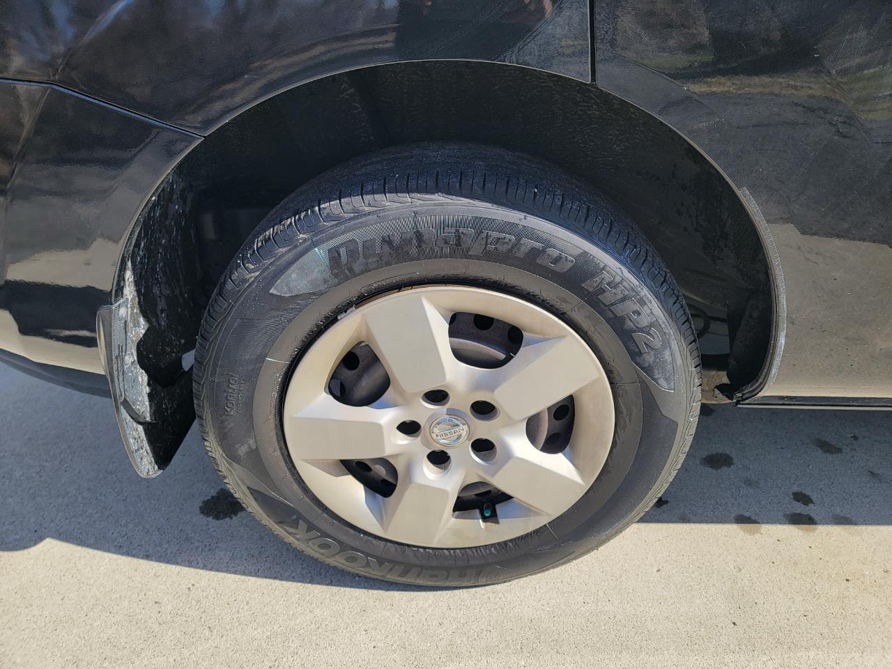 Nissan Rogue S AWD 2010