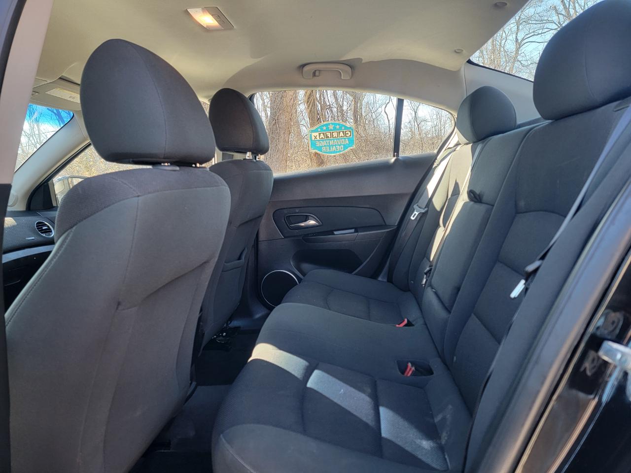 Chevrolet Cruze 1LT 2012