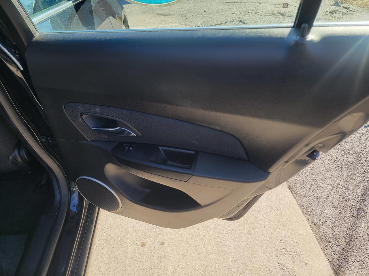 Chevrolet Cruze 1LT 2012