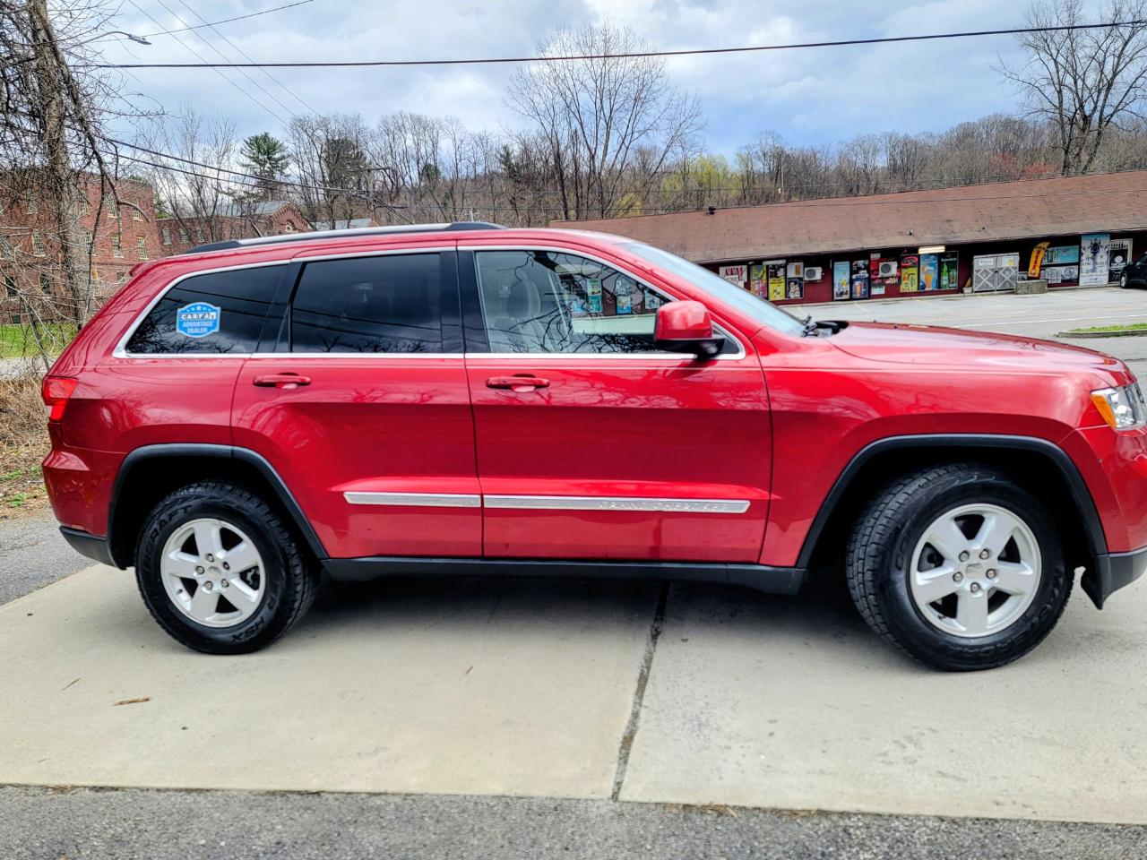 Jeep Grand Cherokee Laredo 4WD 2011
