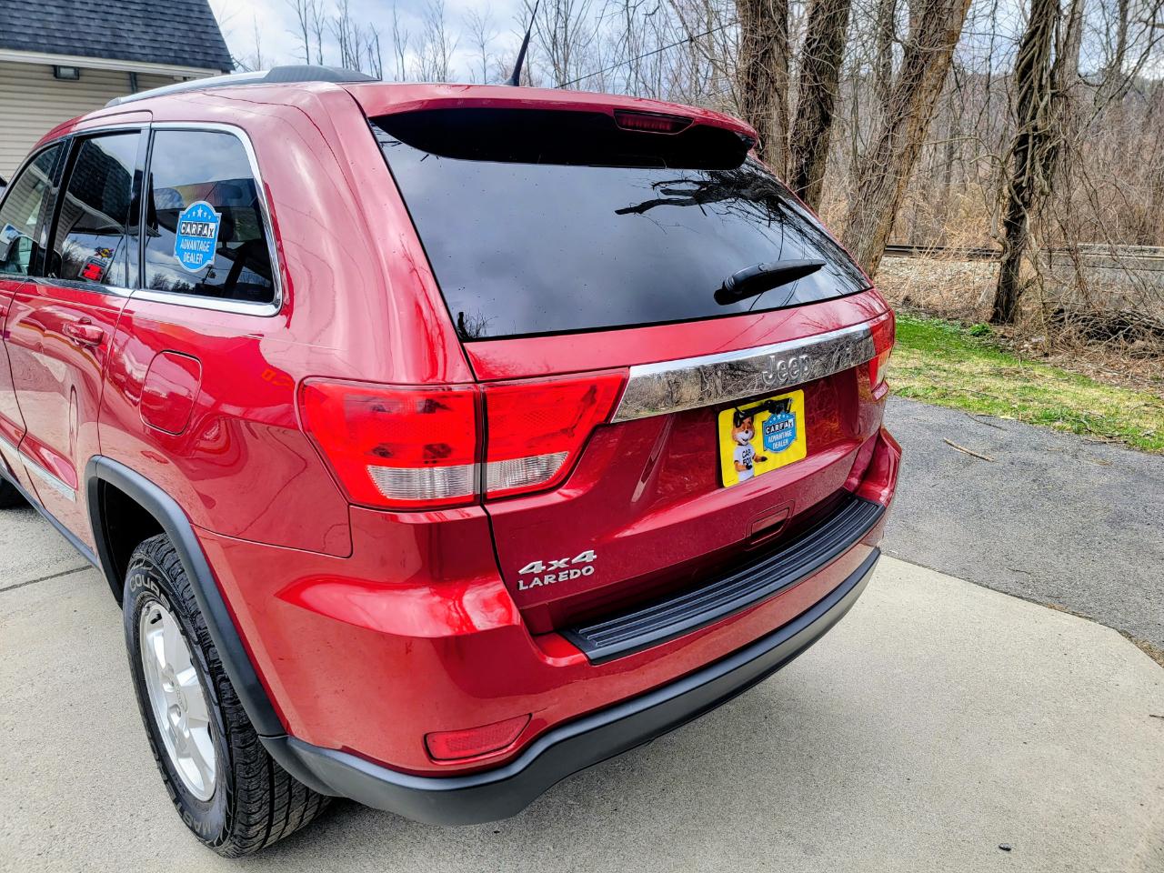 Jeep Grand Cherokee Laredo 4WD 2011