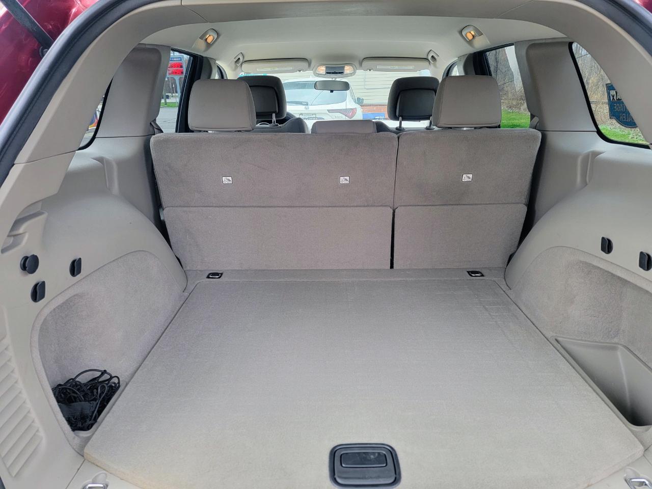 Jeep Grand Cherokee Laredo 4WD 2011