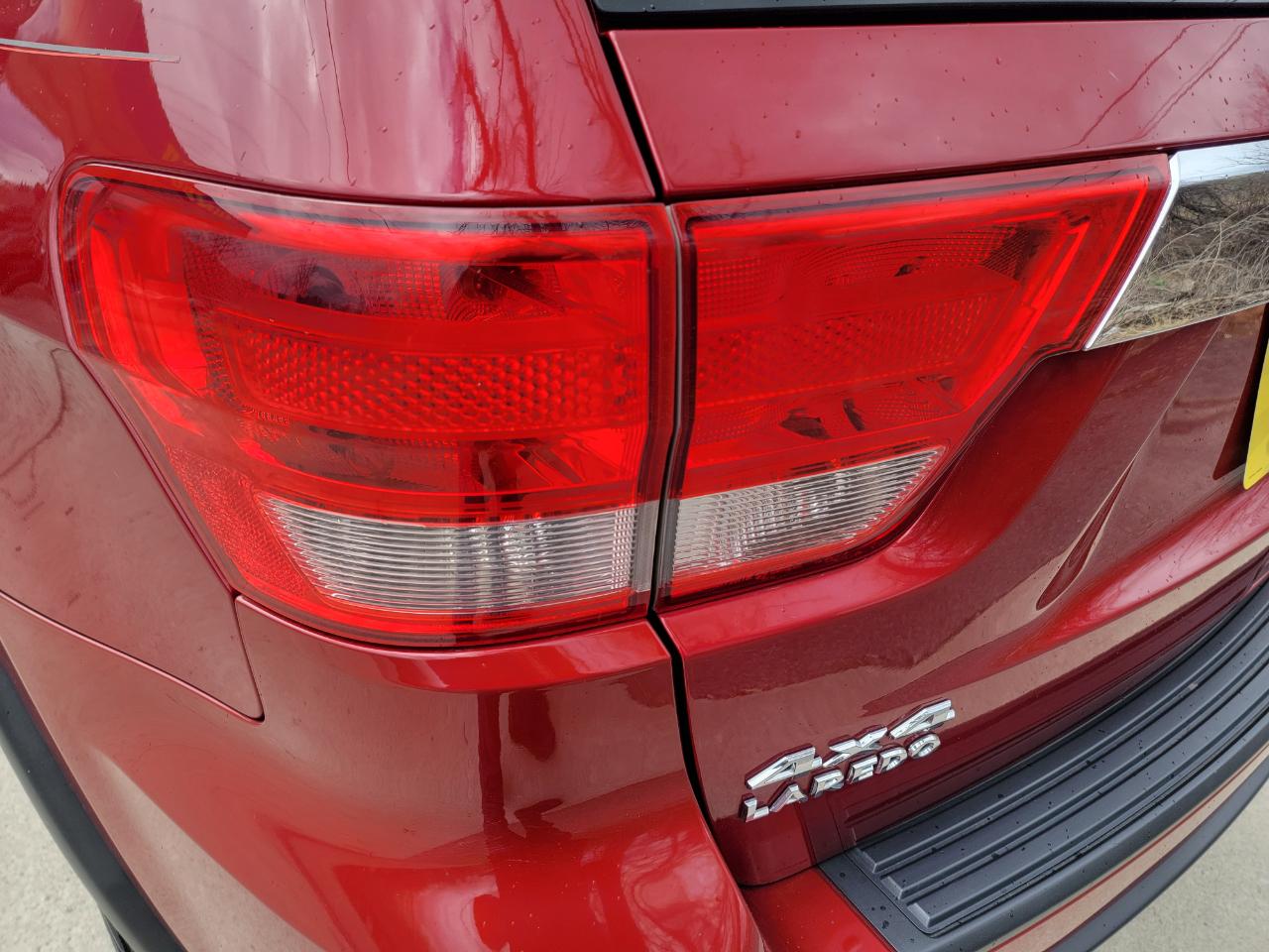 Jeep Grand Cherokee Laredo 4WD 2011