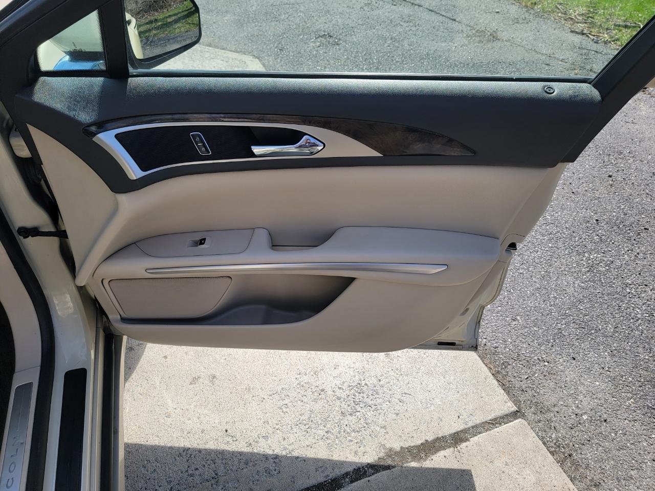 Lincoln MKZ AWD 2016