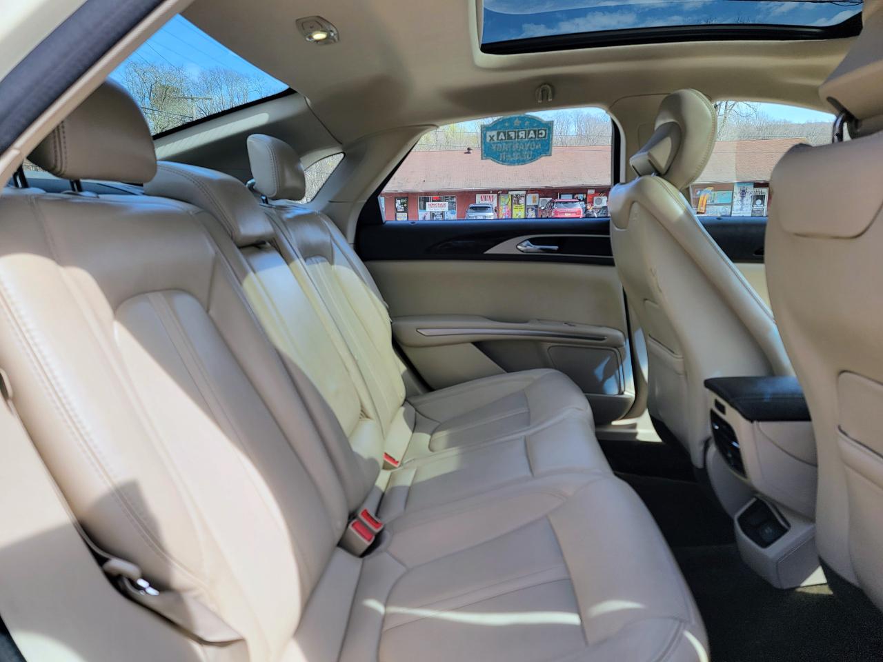 Lincoln MKZ AWD 2016