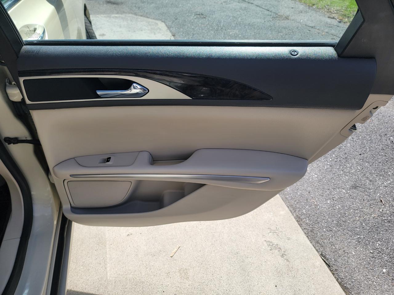 Lincoln MKZ AWD 2016