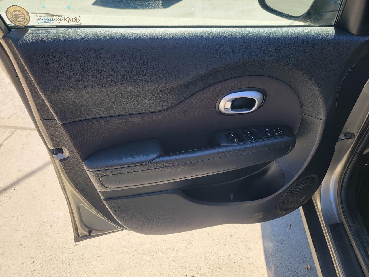 Kia Soul Base 6A 2016