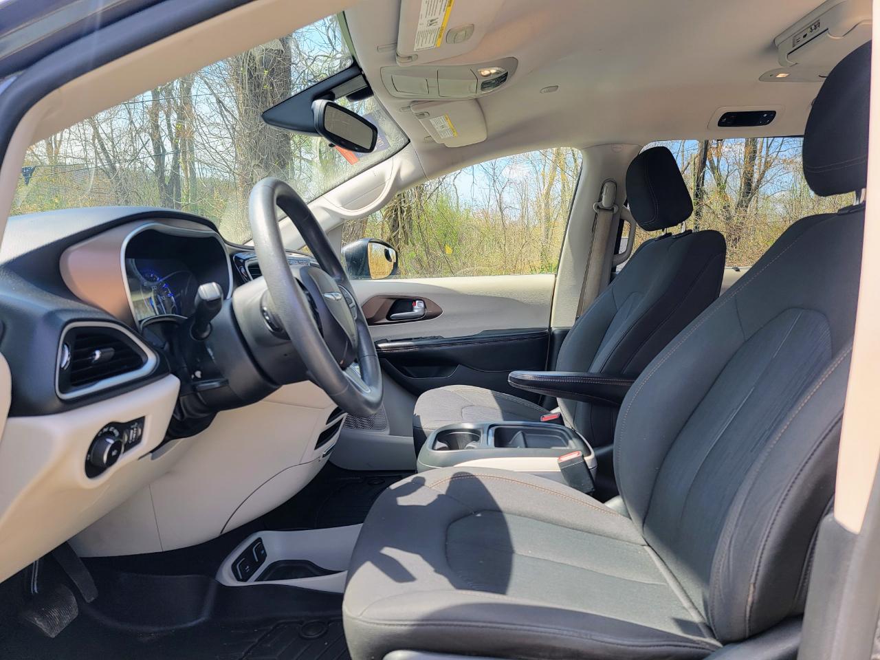 Chrysler Pacifica Touring-L 2017