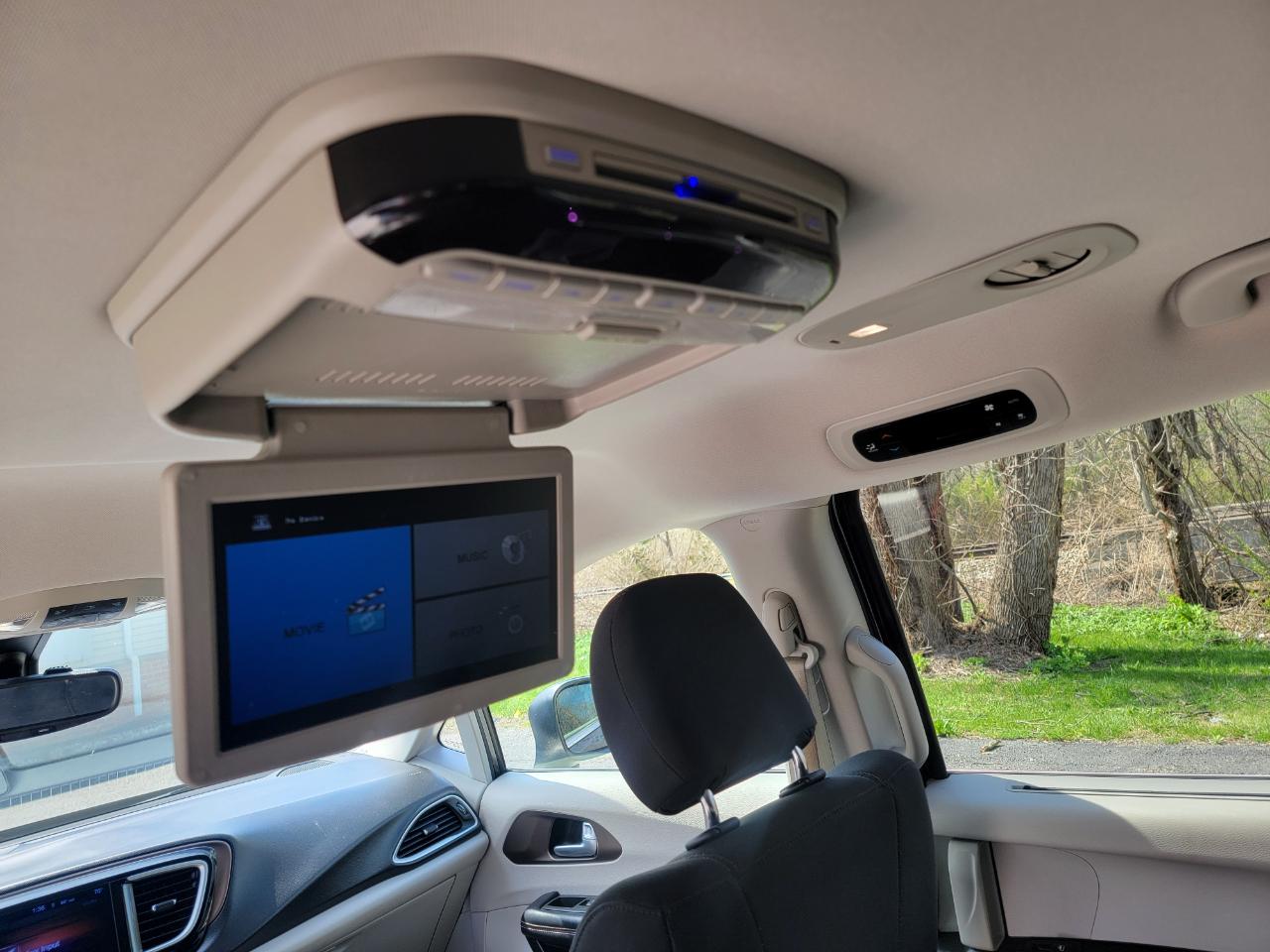 Chrysler Pacifica Touring-L 2017