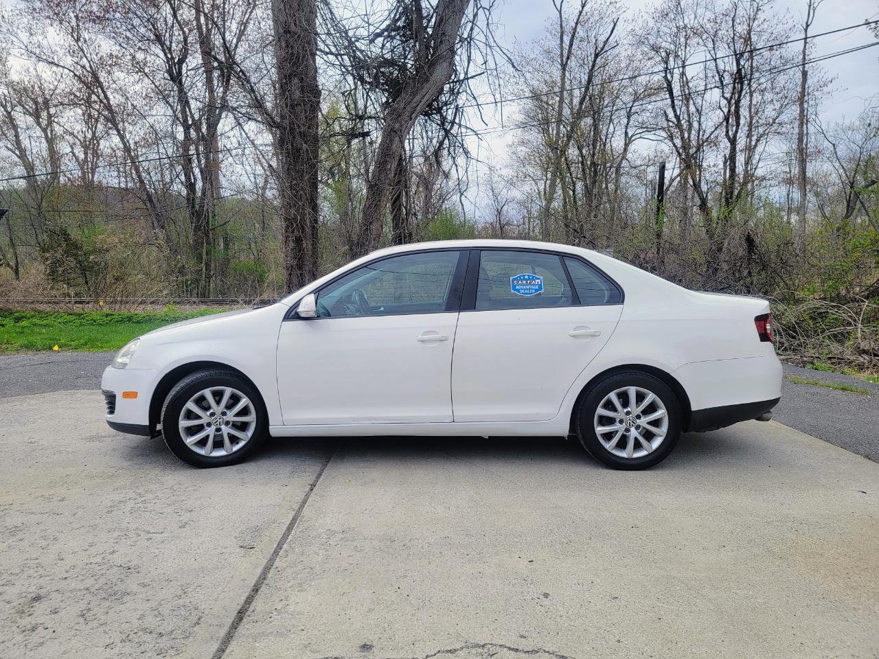 Volkswagen Jetta SEL PZEV 2010