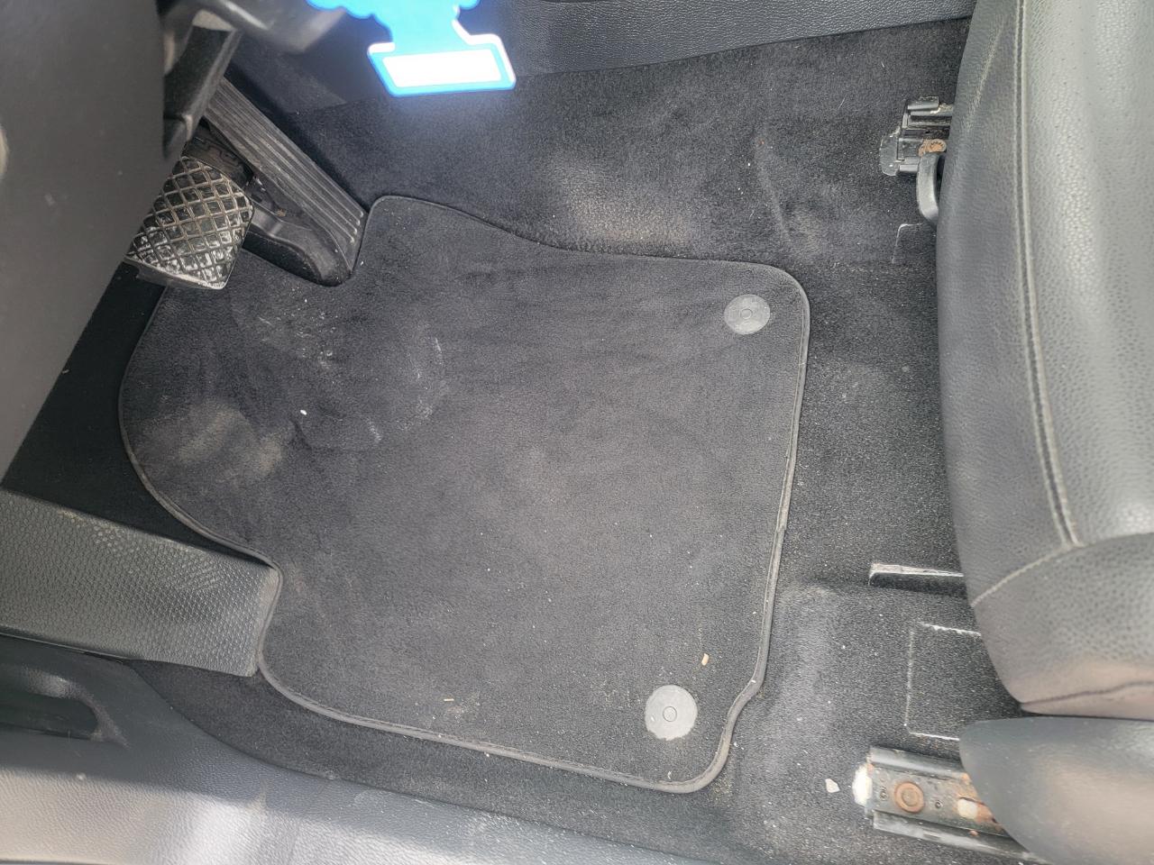 Volkswagen Jetta SEL PZEV 2010