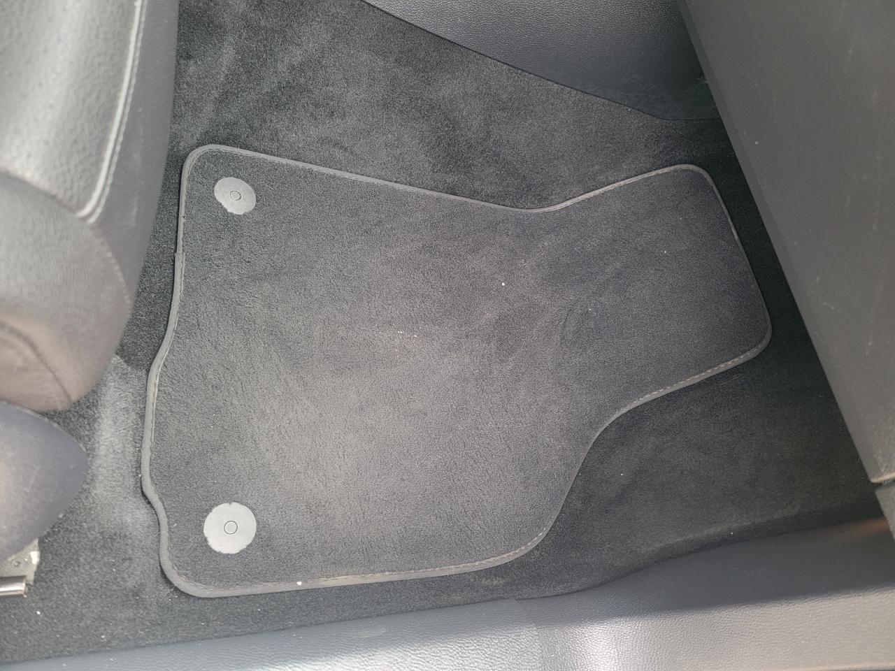 Volkswagen Jetta SEL PZEV 2010