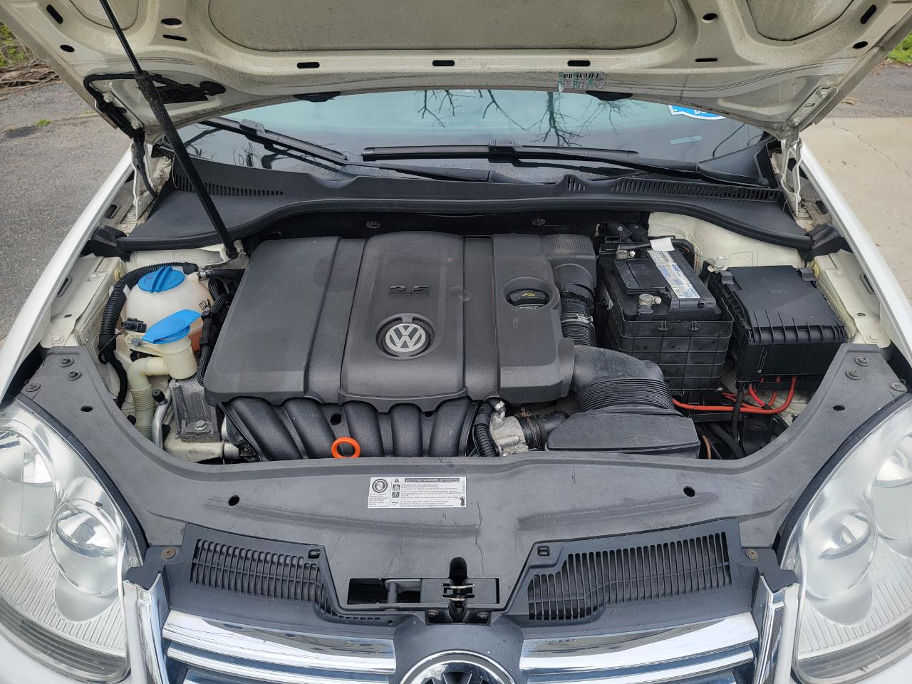 Volkswagen Jetta SEL PZEV 2010