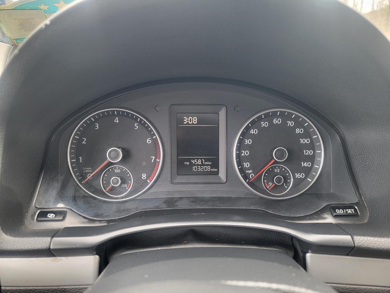 Volkswagen Jetta SEL PZEV 2010