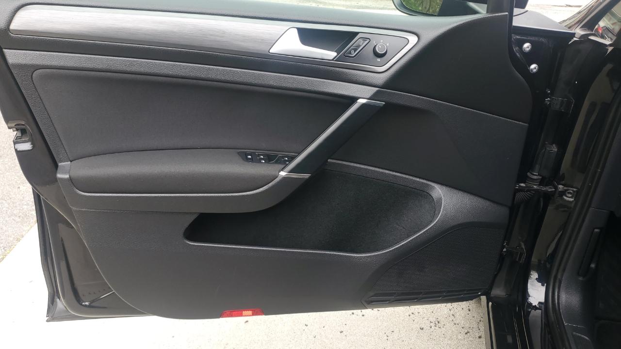 Volkswagen Golf S 8A 2019