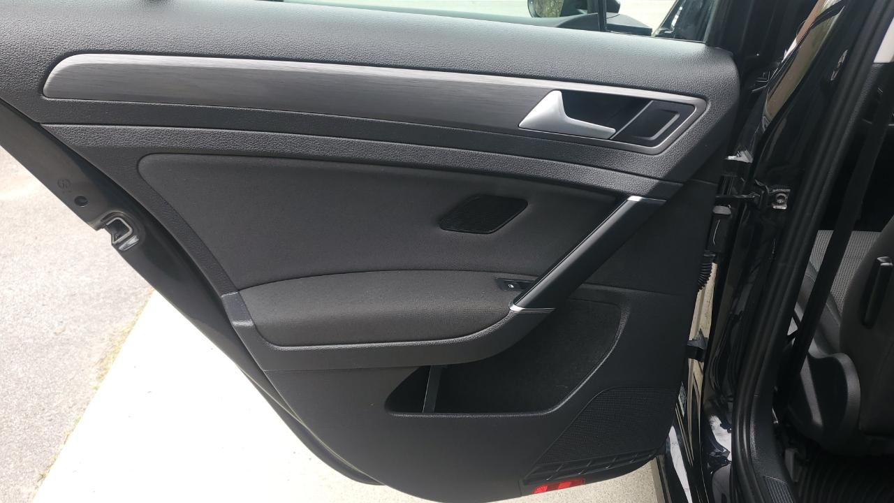 Volkswagen Golf S 8A 2019
