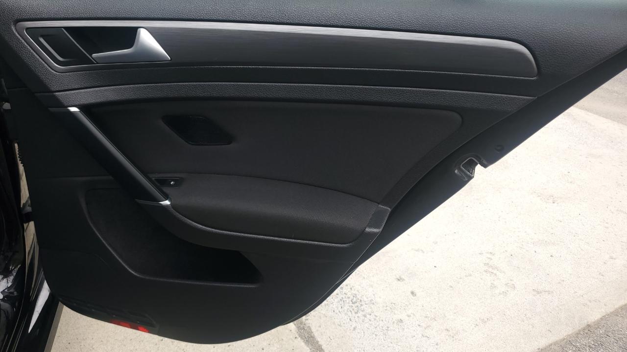 Volkswagen Golf S 8A 2019